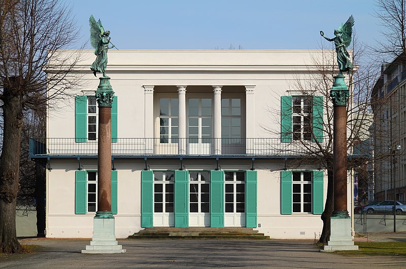 Файл:Neuer Pavillon Front.jpg