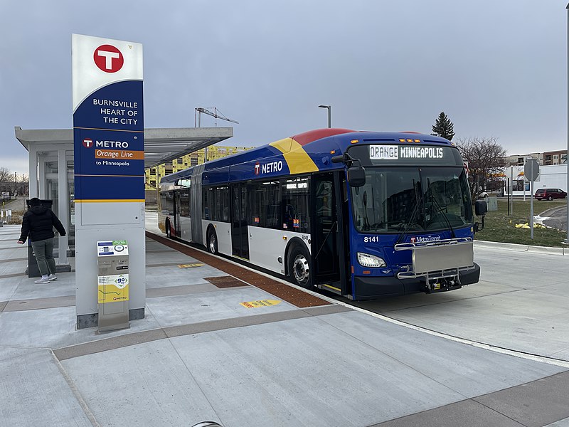 File:Orange Line bus.jpg