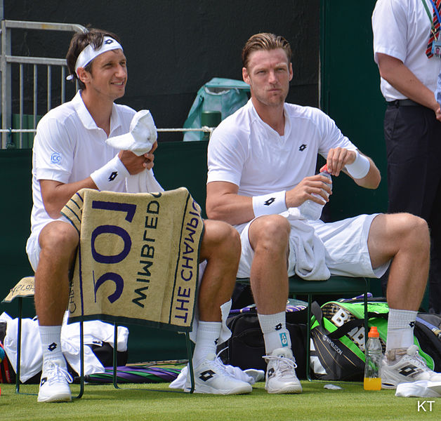 File:Stakhovsky & Groth (19646610795).jpg