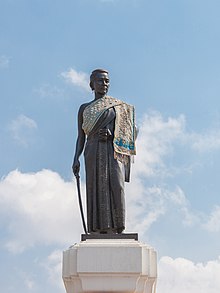 Thao Suranari Monument (I).jpg