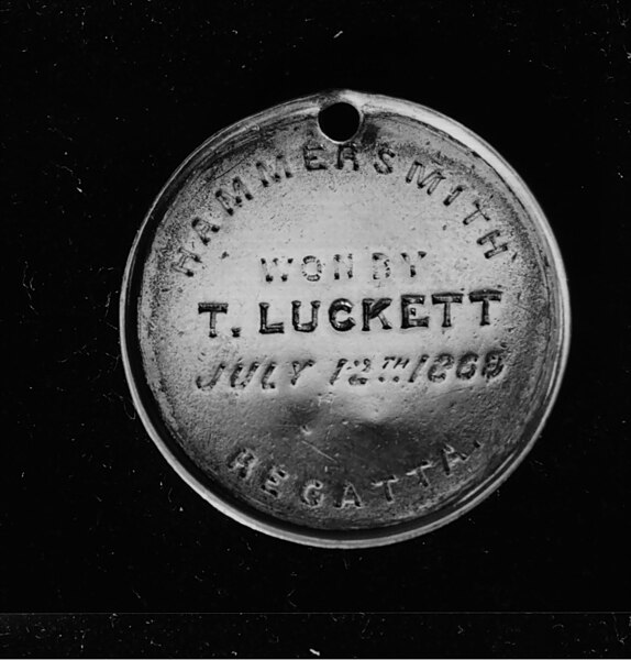 File:Thomas Luckett Medal 01.jpg