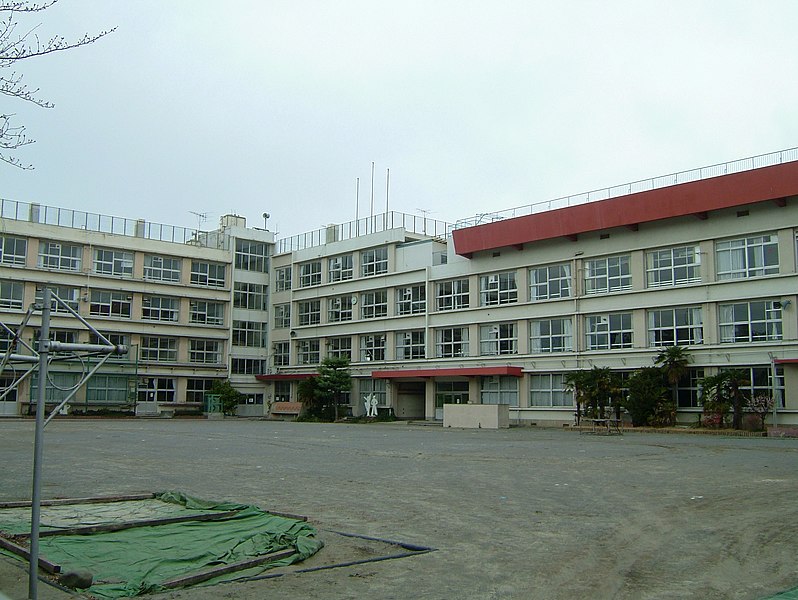 File:Adachi-second J.H.S.jpg