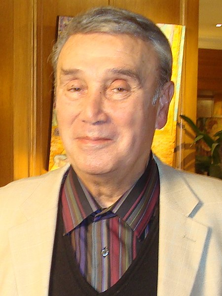 Файл:Pierre Lacotte in 2009.jpg