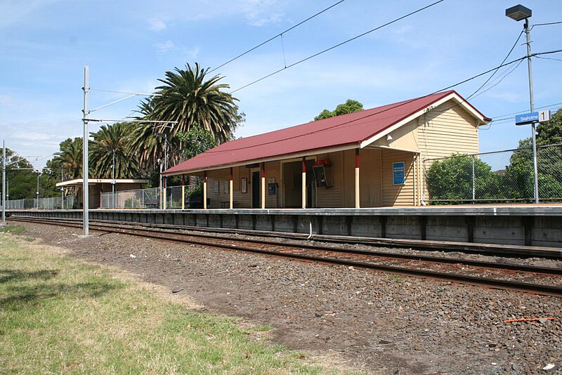 File:Seaholme railway station, Melbourne.jpg