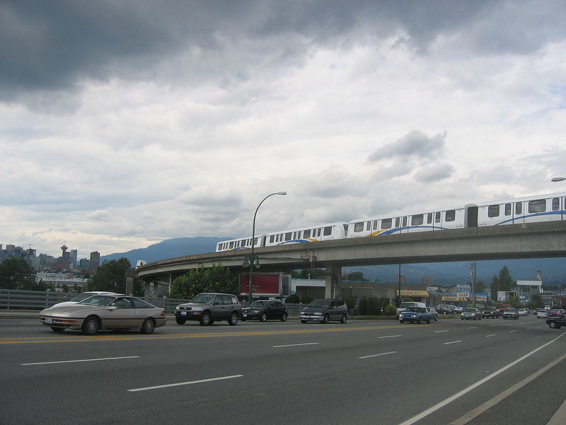 File:Skytrain-overpass.jpg