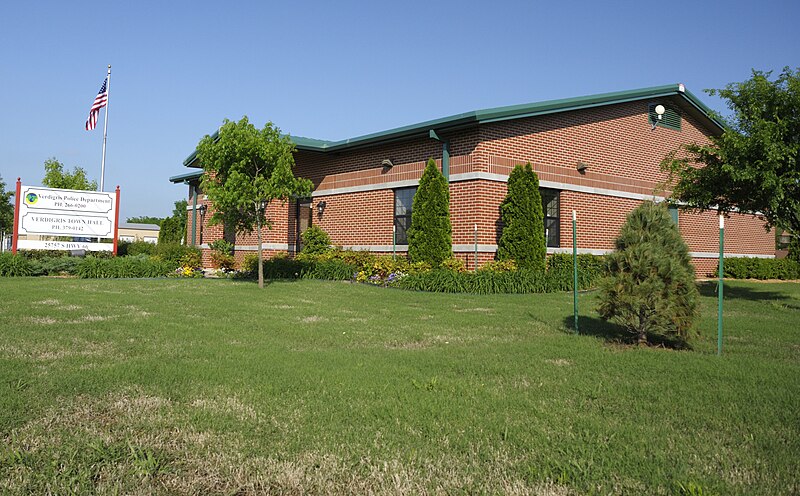 Archivo:Verdigris Oklahoma Town Hall.jpg