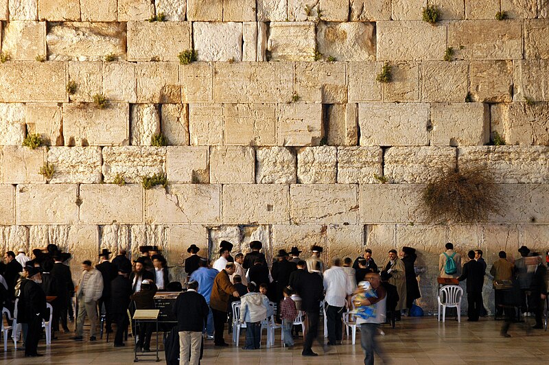 Archivo:Western wall jerusalem night.jpg