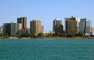 Skyline of Windsor seen from Detroit