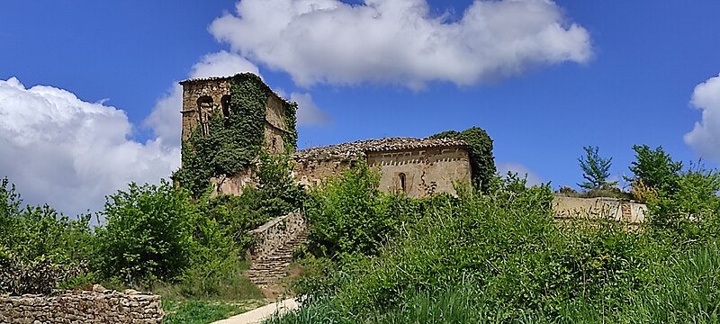 Archivo:Iglesia de Viguria.jpg