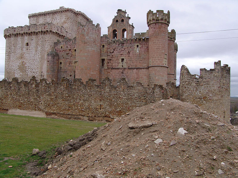 Archivo:Image-Castillo de Turégano.jpg