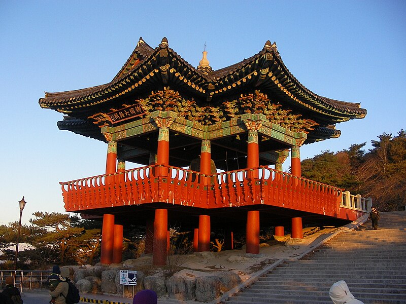 File:Korea-Gyeongju-Seokguram-06.jpg