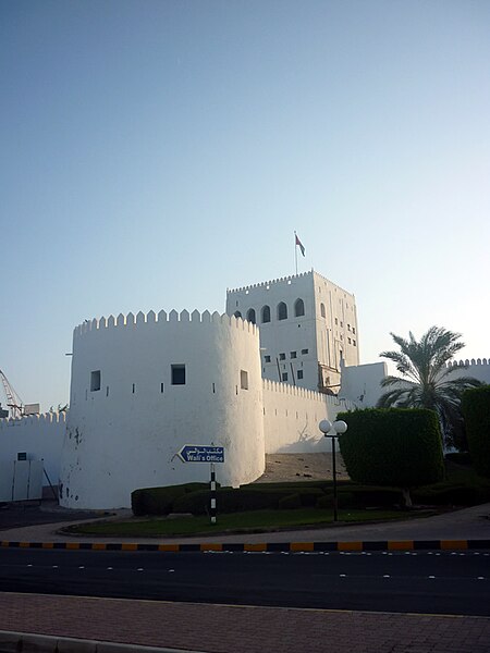 Файл:Sohar-castle.jpg