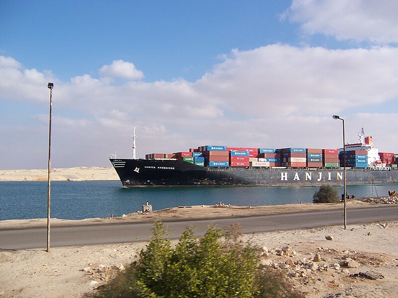 File:SuezCanal4 byDanielCsorfoly.JPG