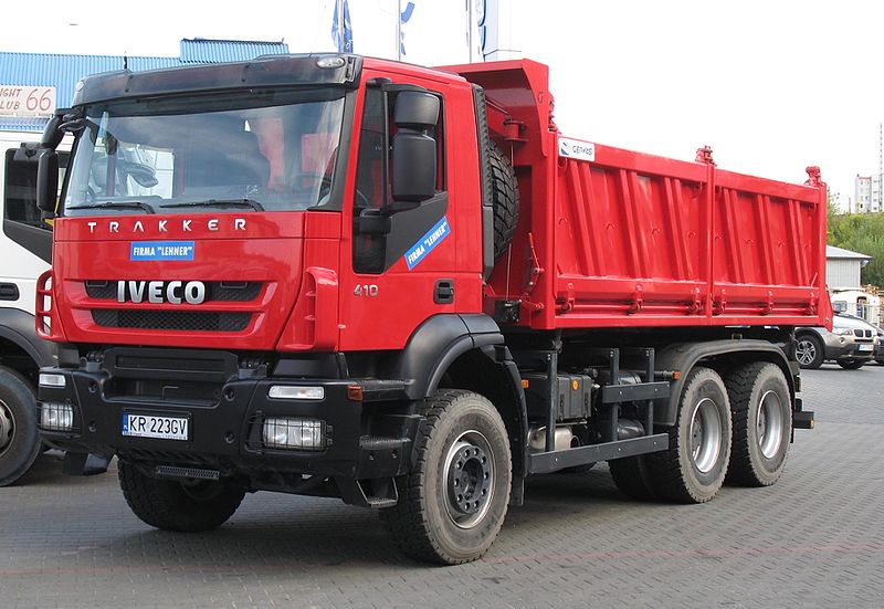 File:Iveco Trakker 410 (crop).jpg