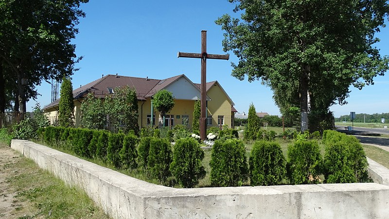 File:Pakenė, kryžius.JPG