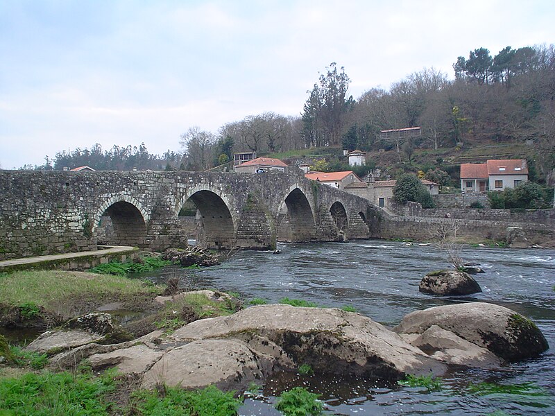 File:Ponte Maceira2.jpg