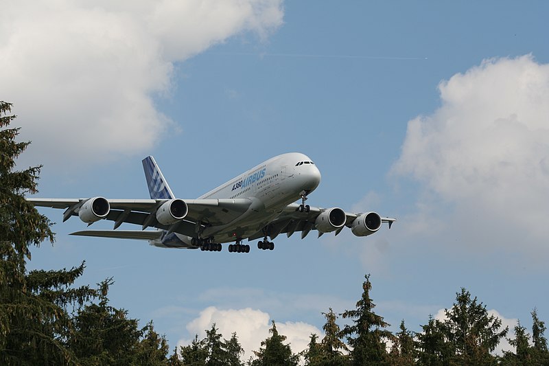 Archivo:A 380 Wirbelschleppentests 1.JPG