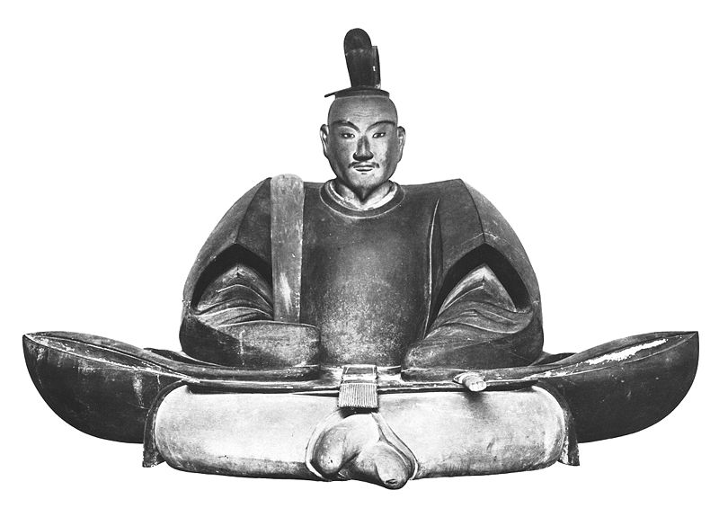 File:Ashikaga Yoshizumi statue.jpg