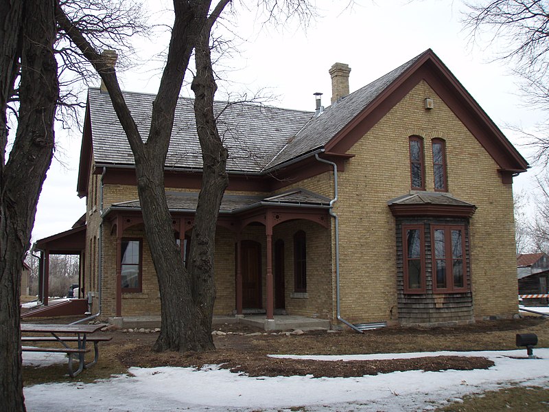 File:Cummins House 6.jpg