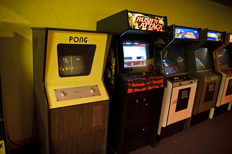 Archivo:Four Arcade Games.jpg