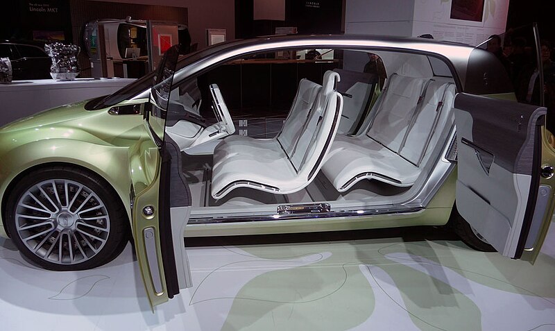 File:Lincoln-concept-Suicide-Doors.jpg