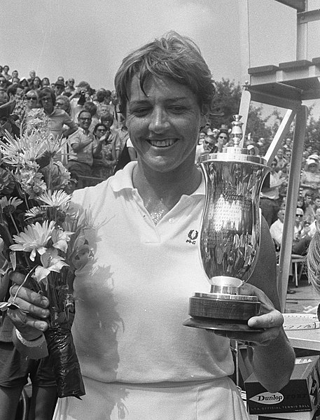 File:Margaret Court 1970.jpg