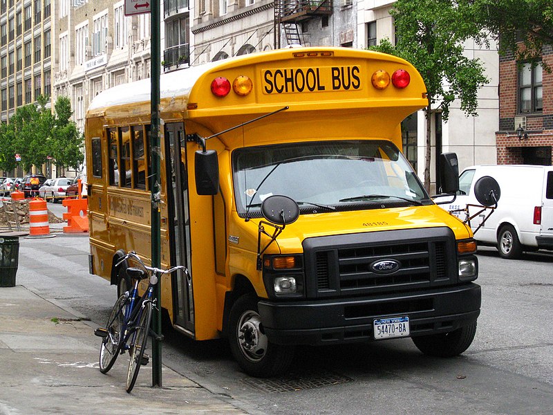 File:ShortFordbus.jpg