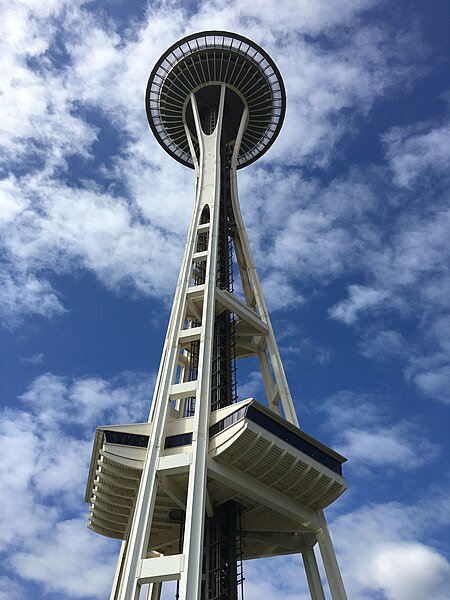 File:Space Needle 1 2016-08-15.jpg