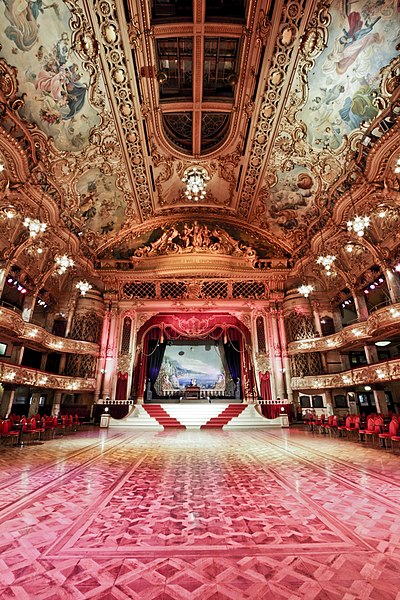 File:Blackpool Tower Ballroom.jpg