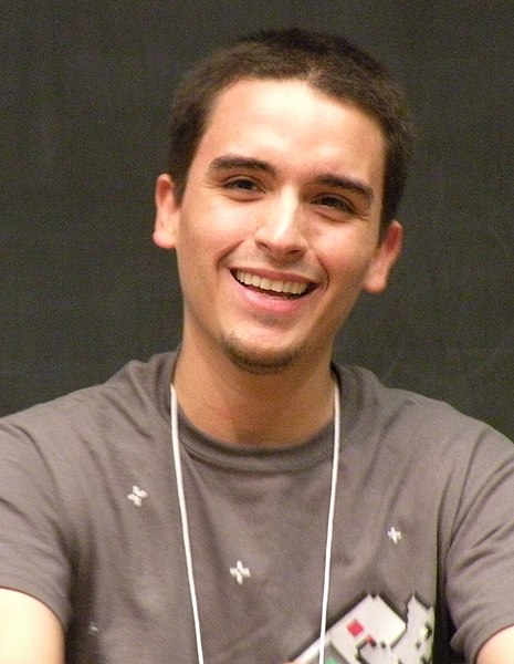 Файл:Chris Torres (cropped).jpg