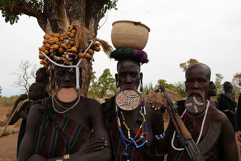 File:Mursi women.JPG