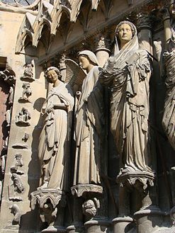 Archangel Gabriel at the facade of the Cathedral of Reims