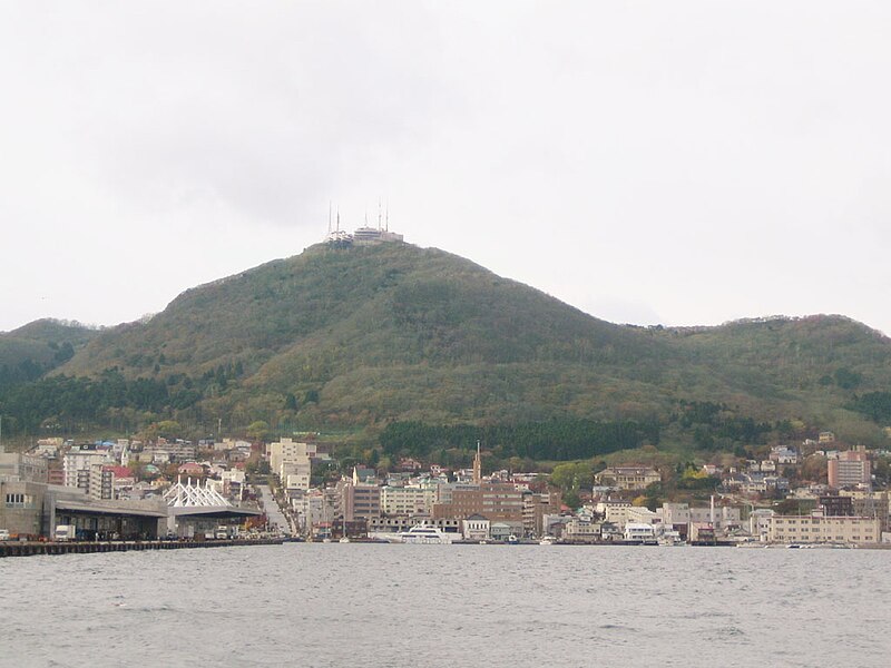 File:Mount Hakodate.jpg