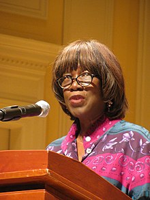 Smith reading at the Library of Congress