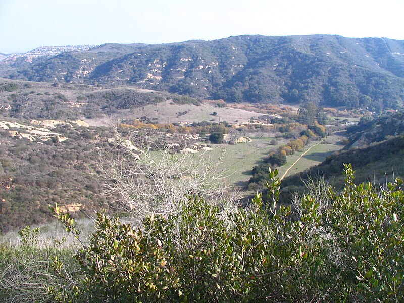 File:Camarillo Canyon.JPG