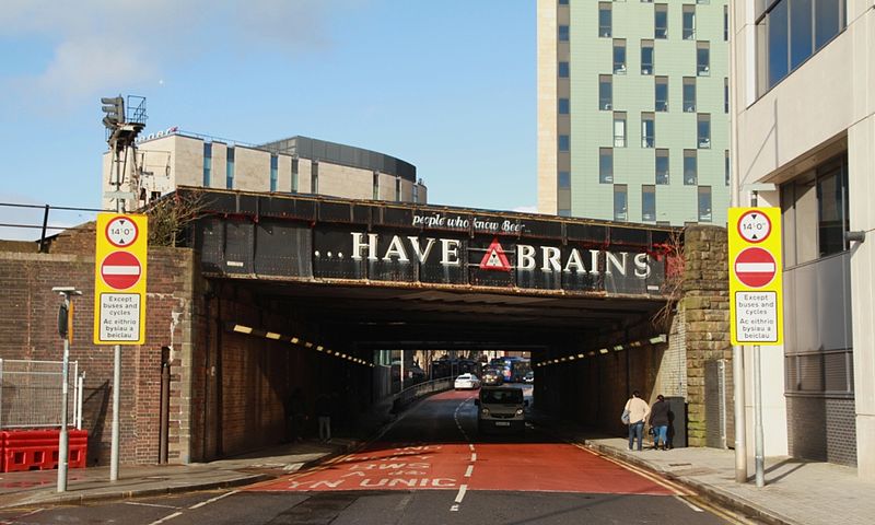 File:Cardiff PenarthRd bridge.jpg