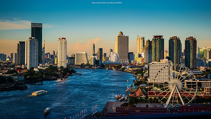 File:Chaophraya River (8767097465).jpg