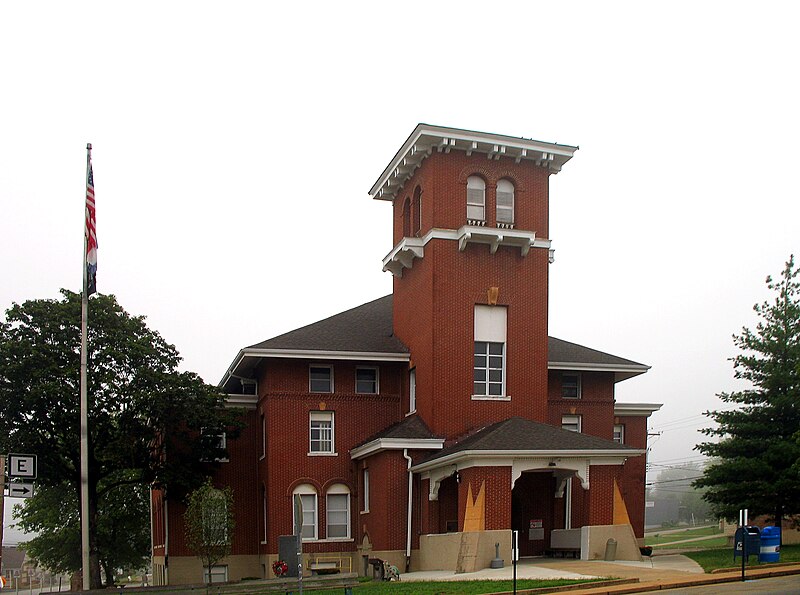 File:Potossi-courthouse enh.jpg