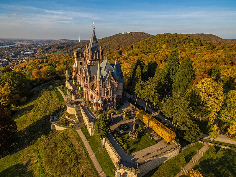 Файл:Schloss Drachenburg Bild 2.jpg