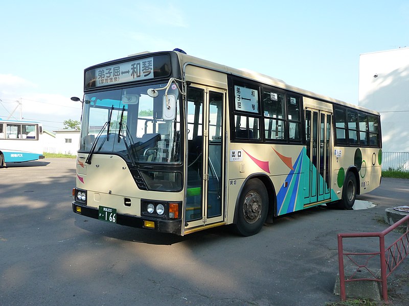 Файл:Akan-bus 166.jpg