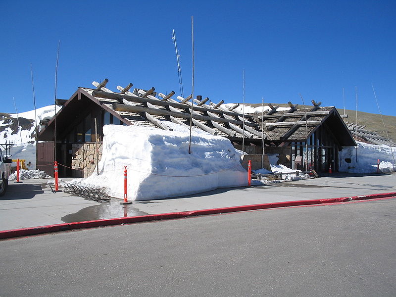 Archivo:Alpine Visitor Center.jpg