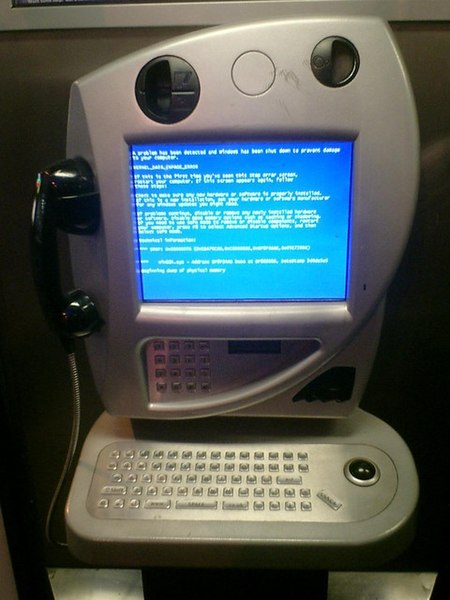 File:Blue Screen Phone.jpg