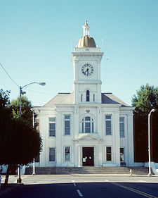 Jefferson County Courthouse in downtown Pine Bluff