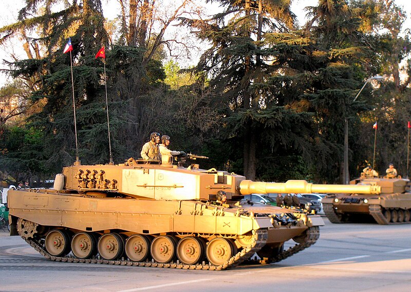 File:Leopard 2A4CHL Chile.jpg