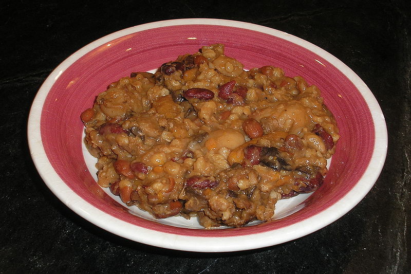 Archivo:Vegetable cholent.jpg