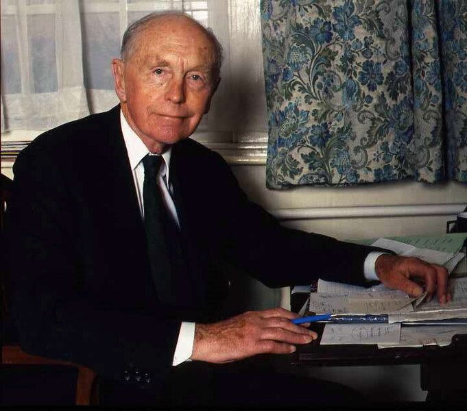 Файл:Alec Douglas-Home Allan Warren.jpg