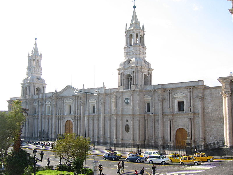 File:CatedralArequipa.JPG