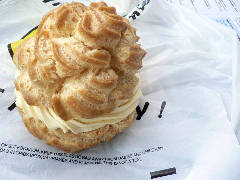 File:Cream puff Spivack.jpg