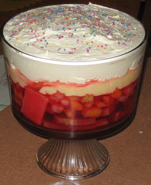 File:Trifle 4layer.jpg