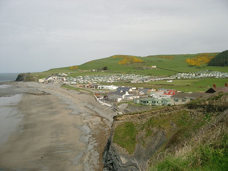 File:Clarach Bay.JPG